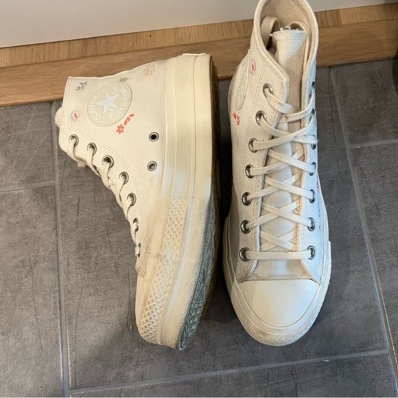 Converse Chuck Taylor All-Star Lift Hi in Things to Grow Egret - Picture 7 of 13